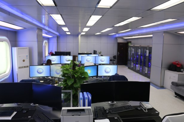 SalvationDATA forensic workstation 1-8